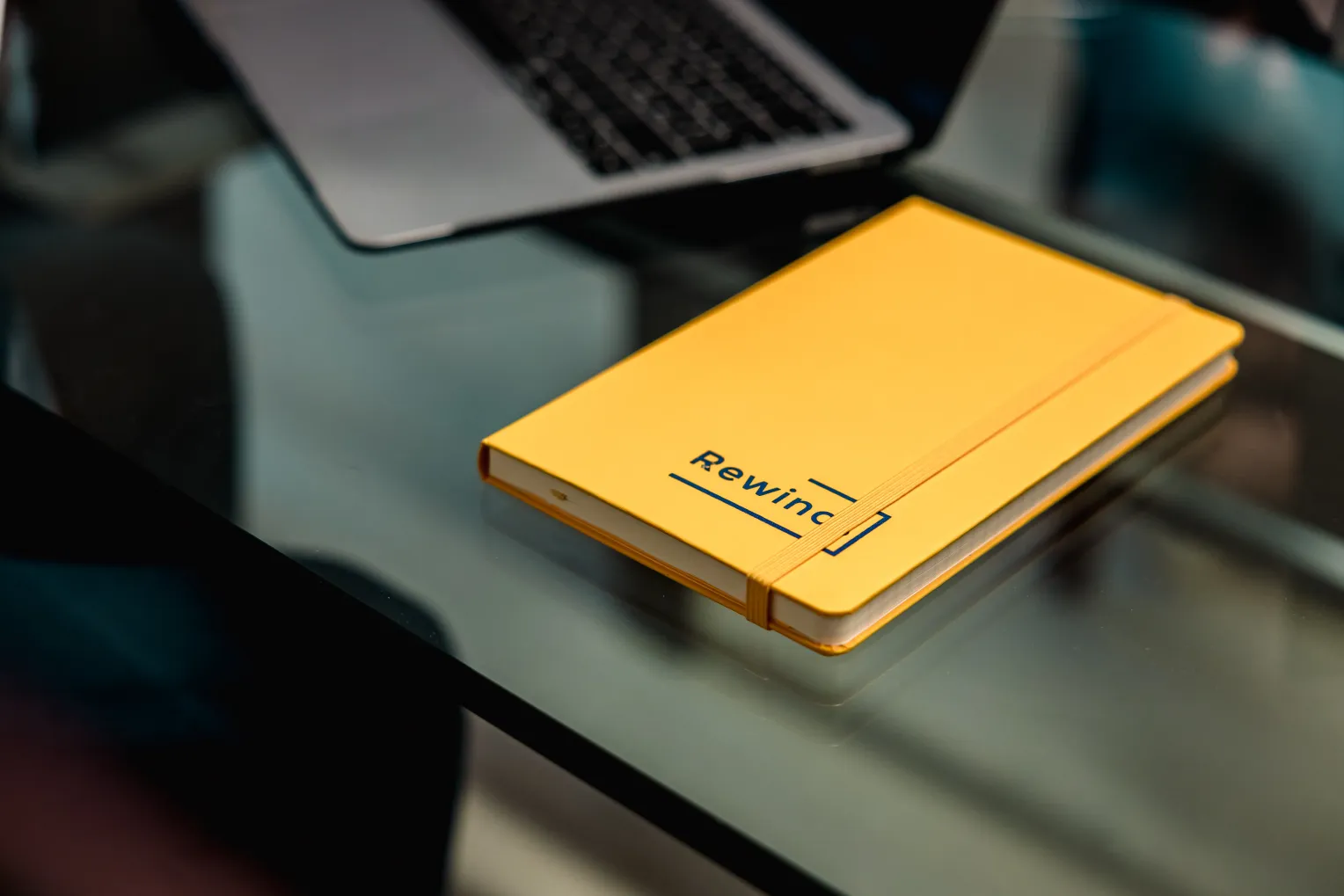 immagine sfondo rewind